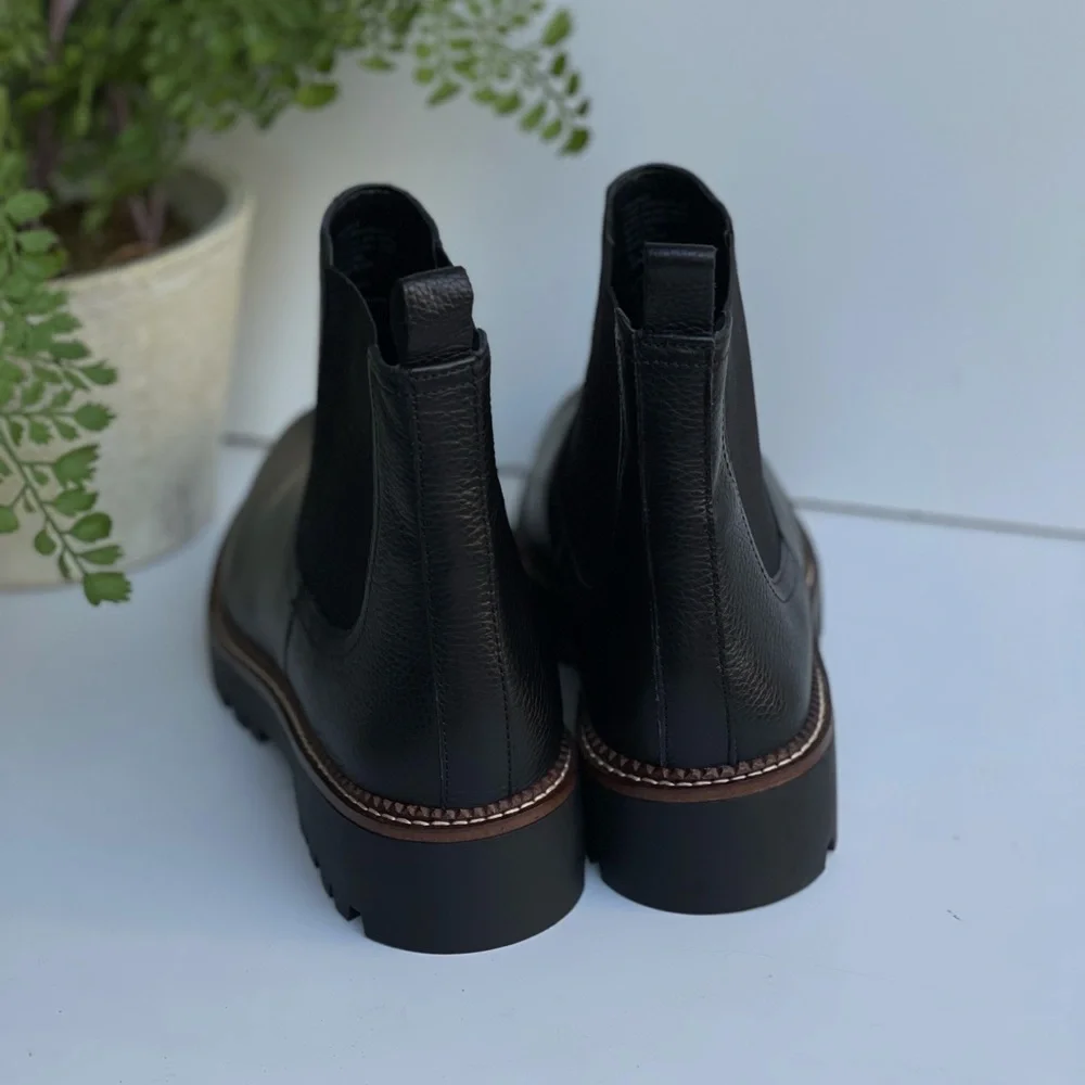 Caslon🍁black waterproof Leather Chelsea Boots size 11women Brand New - Picture 6 of 16